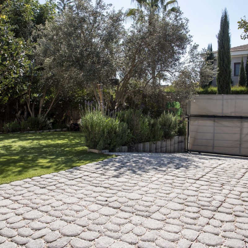 Rustic, Η-type, Pebble-shaped and Grass pavers