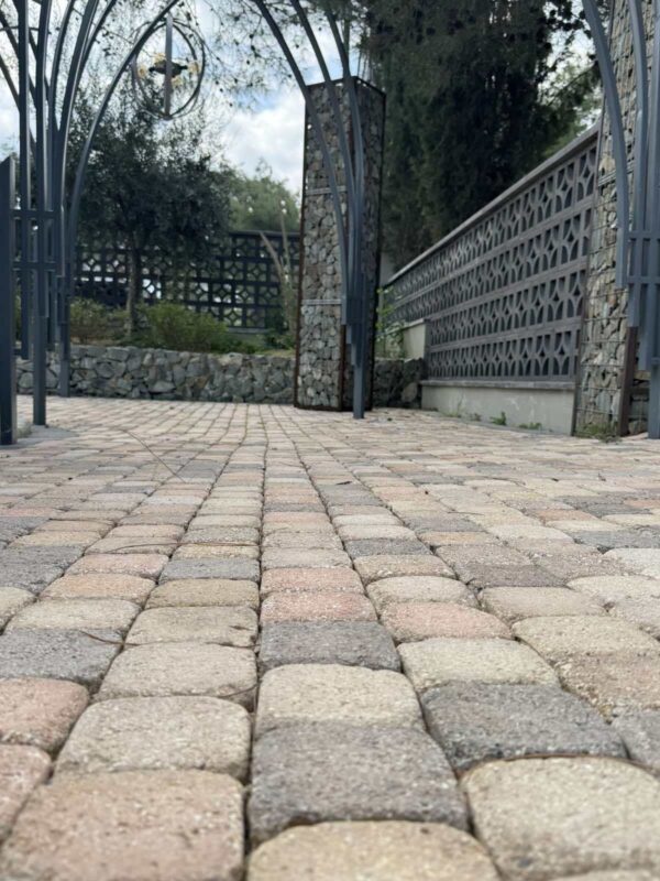 Σπαστά πλακόστρωτα