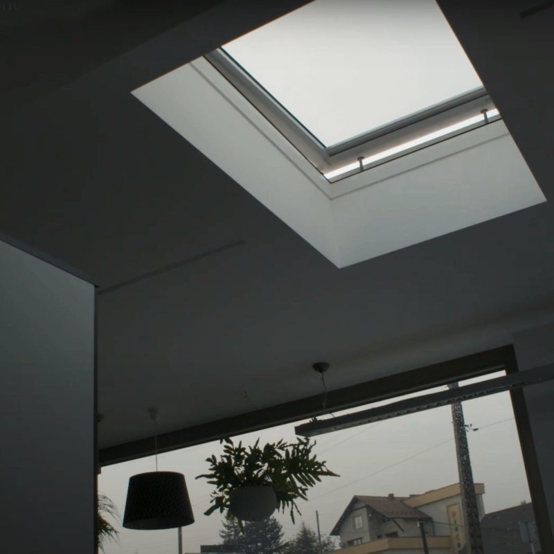Επίπεδο παράθυρο οροφής τύπου F