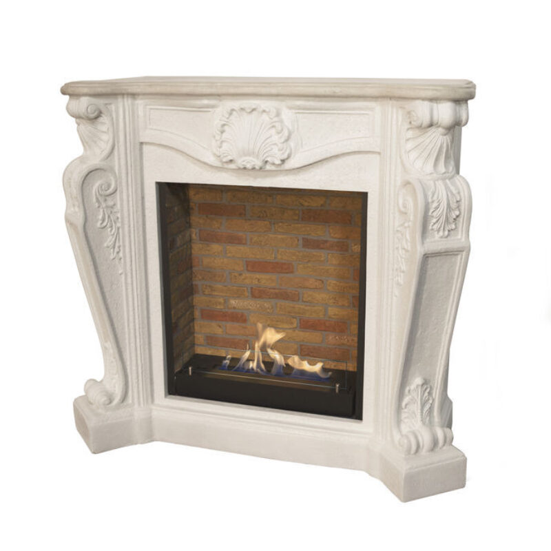 Louis: Classic fireplace