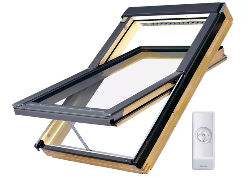 Roof window with electric mechanism, Fakro FTP-V Z-wave